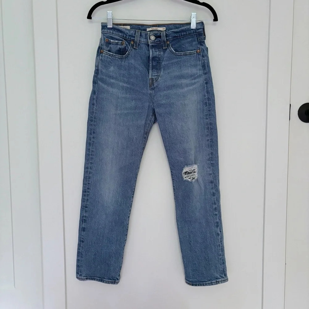 Levi’s Premium Wedgie Straight Jeans Jive Tone Medium Blue Wash Size 25 - Picture 2 of 8